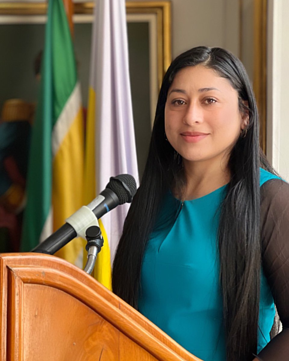 CGracianoGuarin's tweet photo. Les comparto que hoy fui elegida #Presidenta de  #lacomisióndelaMujer
Me acompañará como vicepresidenta. la Concejal Paula H.

Agradezco a mis compañeros concejales de la comisión por confianza.

#Cajicá cuenta con 13 de concejales de los cuales 2 somos #mujeres 🫶 @PartidoMIRA https://t.co/0wLQNZp56C