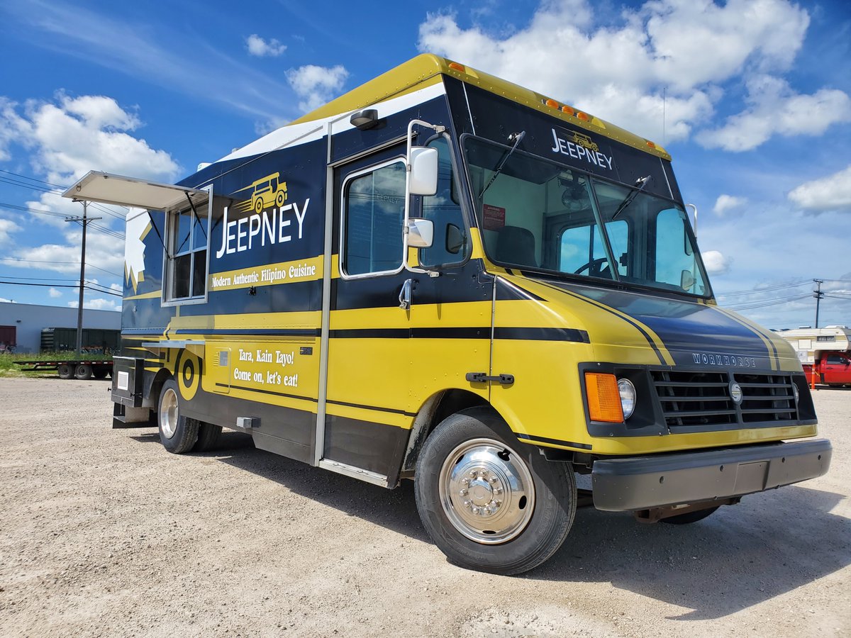 FoodTrucksInt's tweet photo. The bright clean kitchen, easy-clean, professional, and designed to run and operate for years to come. Our first truck was built in 1998, and is still operating today 25 years later! Build it once, build it right! #foodtruck #truck #food #foodie #streetfood https://t.co/ifrWJjRbFu