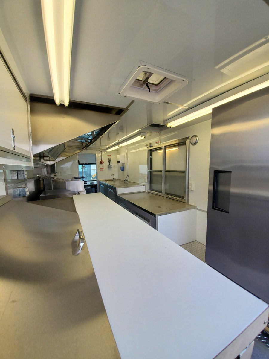 FoodTrucksInt's tweet photo. The bright clean kitchen, easy-clean, professional, and designed to run and operate for years to come. Our first truck was built in 1998, and is still operating today 25 years later! Build it once, build it right! #foodtruck #truck #food #foodie #streetfood https://t.co/ifrWJjRbFu