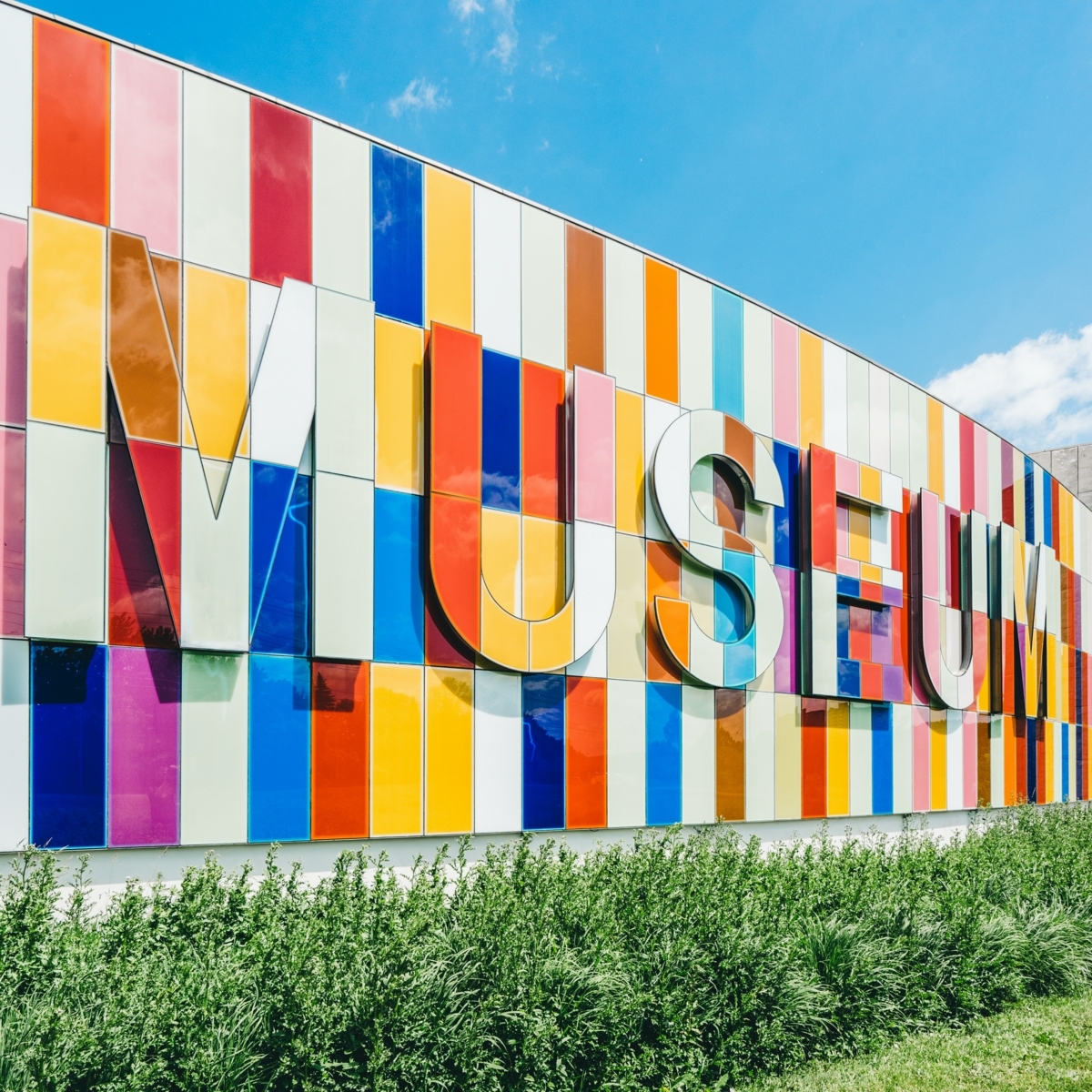 CaptivaResort's tweet image. Art and history abound in Sarasota! From the internationally acclaimed Sarasota Opera House to the Ringling Museum of Art and so much more! Contact us now! bit.ly/2Vj0rLn #museumvibes #operalife #weekendgetaway #memoriesforlife #romanticgetaway #escapelife