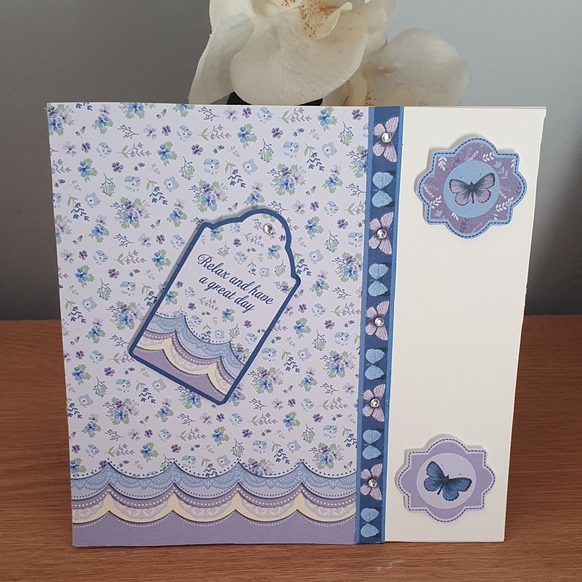 CardsBlossom's tweet photo. I love how this card has turned out, the papers and images were downloaded and printed at home.

#handmade #handmadecard #handmadeuk #CraftBizParty https://t.co/qXDwslwCNh