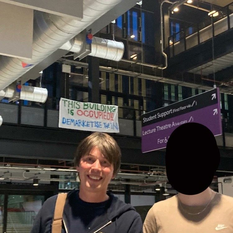 rentstrikeUoM's tweet image. BREAKING: We are occupying three university buildings!

Our demands are simple:
- UoM must give in to the rent strike demands
- UoM must give each student a £1,500 to keep up with the maintenance loan in line with inflation
- UoM must give in to the UCU demands.