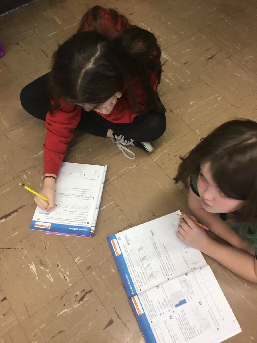 MrsRienzo's tweet image. Working on adding fractions today! @ORHEagles21 #wehelpchildren #makingitfun