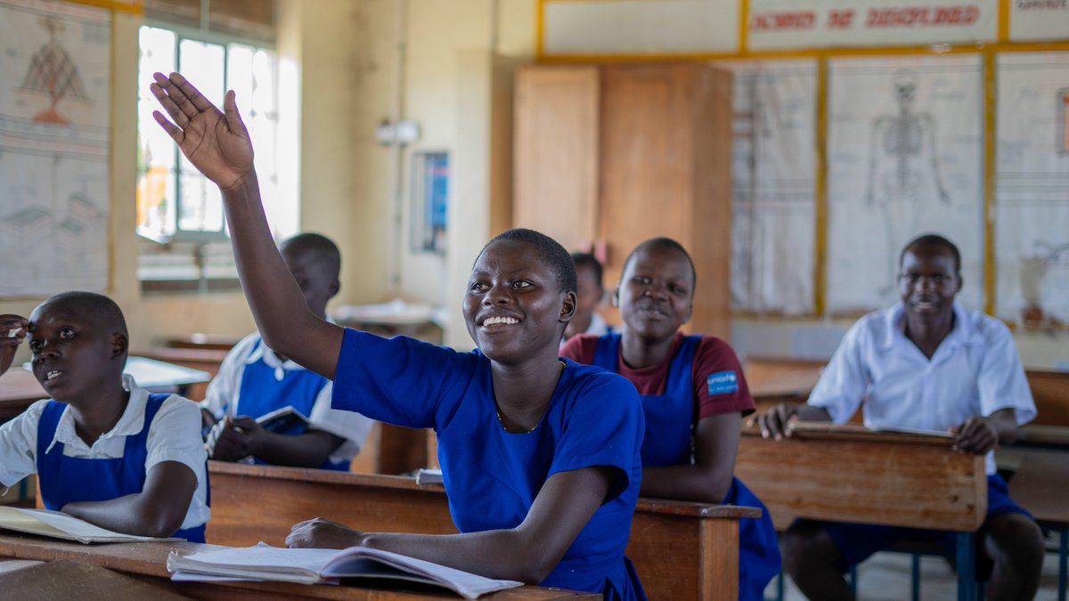 UNICEFEducation's tweet photo. Here is what happens when we invest in girls’ secondary education 👇

✅National growth rates rise
✅Child marriage rates decline
✅Child mortality rates fall
✅Maternal mortality rates fall
✅Child stunting drops

When girls do better, we all do better. https://t.co/IcYfHkJ1wz