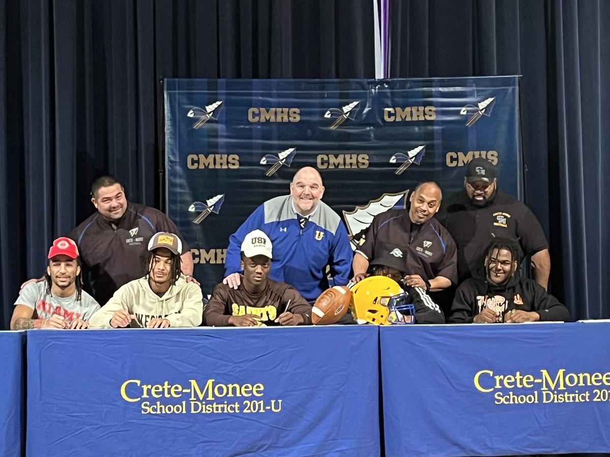 Joshua Franklin (@joshuadivonne) on Twitter photo Thank you to my family and coaches that supported us at signing day. #WARRIORNATION <a href="/CreteMoneeFB/">Crete-Monee Football</a> <a href="/BillupsLynel/">Lynel Billups-Williams</a> Thank you to my family and coaches that supported us at signing day. #WARRIORNATION <a href="/CreteMoneeFB/">Crete-Monee Football</a> <a href="/BillupsLynel/">Lynel Billups-Williams</a>