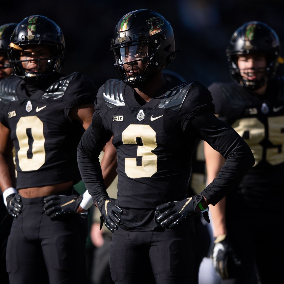 bryvonny's tweet photo. After a Great talk with Coach @CoachOB_Purdue I’m Blessed to say I’ve received my 28th Division 1 offer from Purdue University! #BoilerUp🚂 @BoilerFootball @Coach_Walters @CoachKaneBoiler @CoachCarterPur @AllenTrieu @SWiltfong247 @Rivals_Clint @ChadSimmons_ https://t.co/zMx3LdNNJm