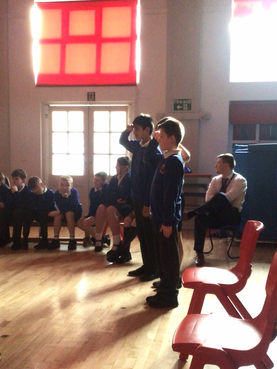 woodleasnow's tweet photo. What a spectacular afternoon we had watching Hamlet by @youngshakeco! We were absolutely blown away by the performance and loved being able to get involved with the roles! @ChimpsYear6 https://t.co/761N7BYanm