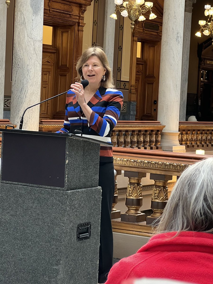 HTF394's tweet image. AFT Day of Action at the Statehouse