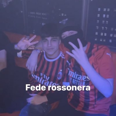 orasboo's tweet photo. #NuovaFotoProfilo https://t.co/ymB4wG4vxA