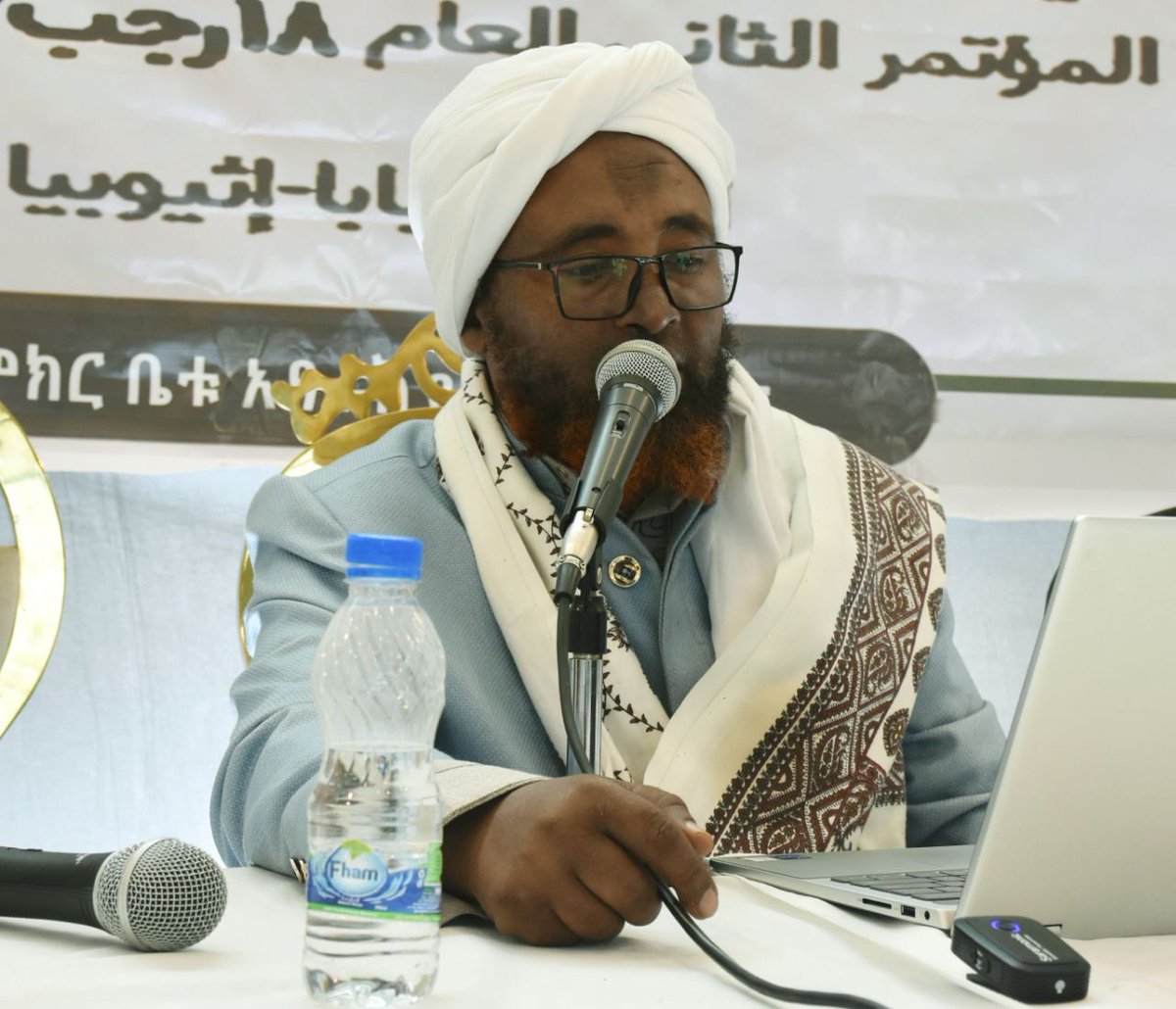 eiasc1's tweet photo. የኢትዮጵያ  እስልምና ጉዳዮች ጠቅላይ  ምክር  ቤት የዑለማዎች ጉባዔ  በቀጣይ የሚተዳደርበትን ደንብ በሙሉ ድምፅ አፀደቀ

https://t.co/dRv3O21Uef https://t.co/Q2SPNAUSvT
