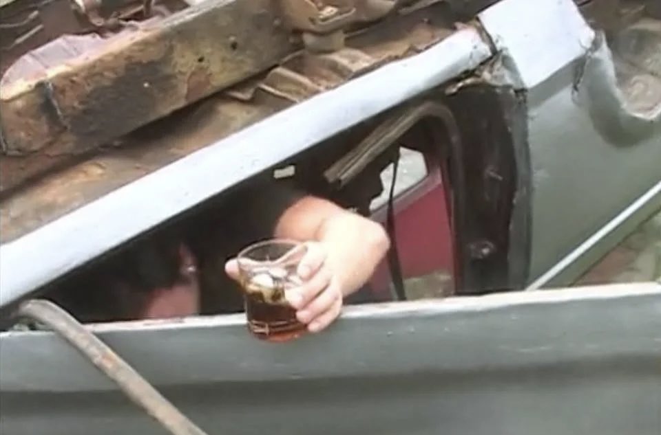 iWetMyDenims's tweet image. 