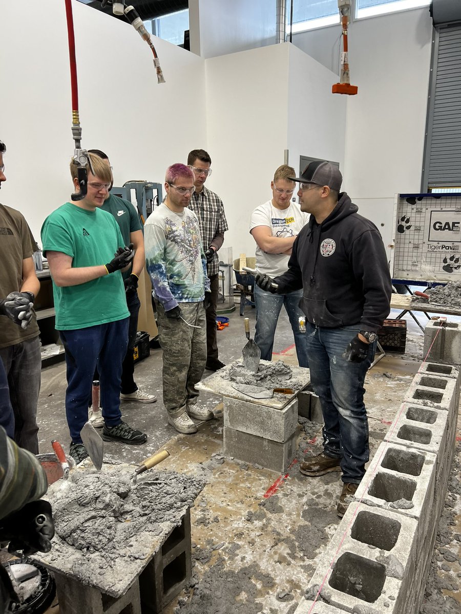 Bac1Oregon's tweet photo. Great day with engineering students from Oregon Institute of Technology. Teaching  the next generation of engineers a crash course in laying brick, block, and rebar placement! Touching it is just as important as drawing it! @imiweb https://t.co/tzqu4P3IvH
