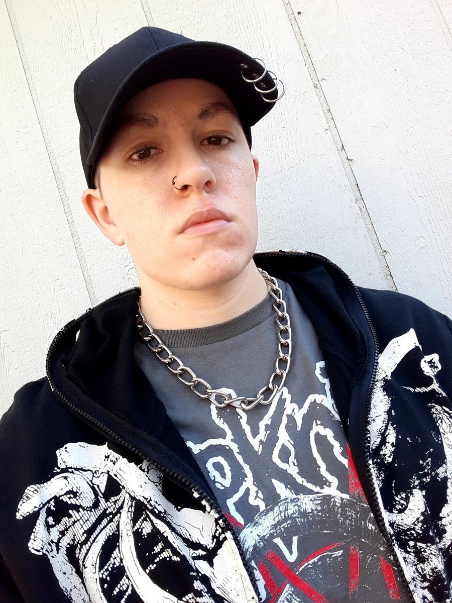 FreakshowKing95's tweet photo. Bone Church ☠ #slipknot #bonechurch #maggots #genderbender #genderrebel #boi #dude #mas #masculine #buzzcut #tomboi #tomboy #tomboystyle #butch #girlscanbehandsometoo #girlswholooklikeboys #bedifferent #beyou #allblackeverything #alt #metalhead #rock #metal https://t.co/wqhK6jA0KY