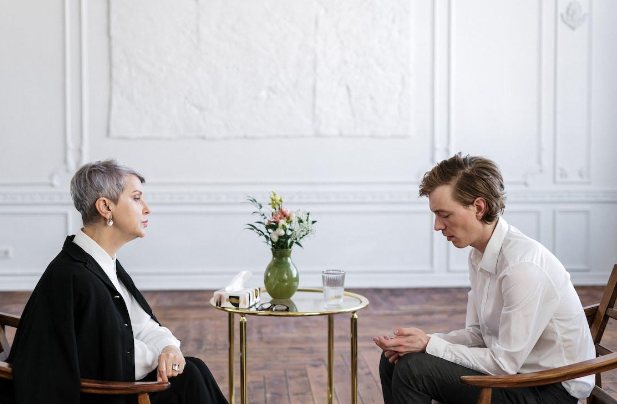 An inpatient program for rehab may be best for those with an addiction problem. Some benefits include focused treatment, privacy, a safe environment for detoxing, a higher rate of successful detox, well-planned daily routines and peer support.

apex.rehab/apex-rehab-blo…