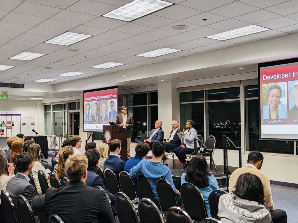ChapmanArgyros's tweet image. Last night, the Argyros School had the pleasure of hosting #OrangeCounty Real Estate Industry Night, a night in which our @ChapmanU community was able to learn from leaders in the real estate industry as they shared their experiences and insights. #RealEstate #MSRE #ChapmanMSRE