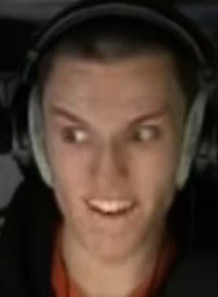 w1llsoot's tweet photo. face reveal be nice 🥺🥺 https://t.co/koplMFA456