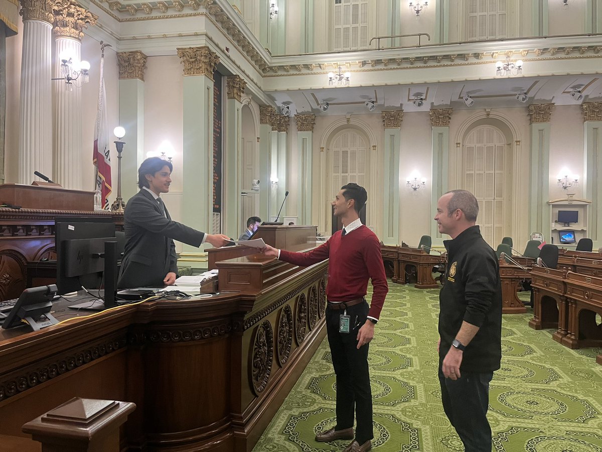 Patterdude's tweet photo. My office’s @AssemblyFellows, Enrique, introducing my legislation to make veterinarian expenses tax deductible for people who adopt retired/injured police dogs. #AB514 https://t.co/QjCsOHVPi1 https://t.co/COooSECZRb