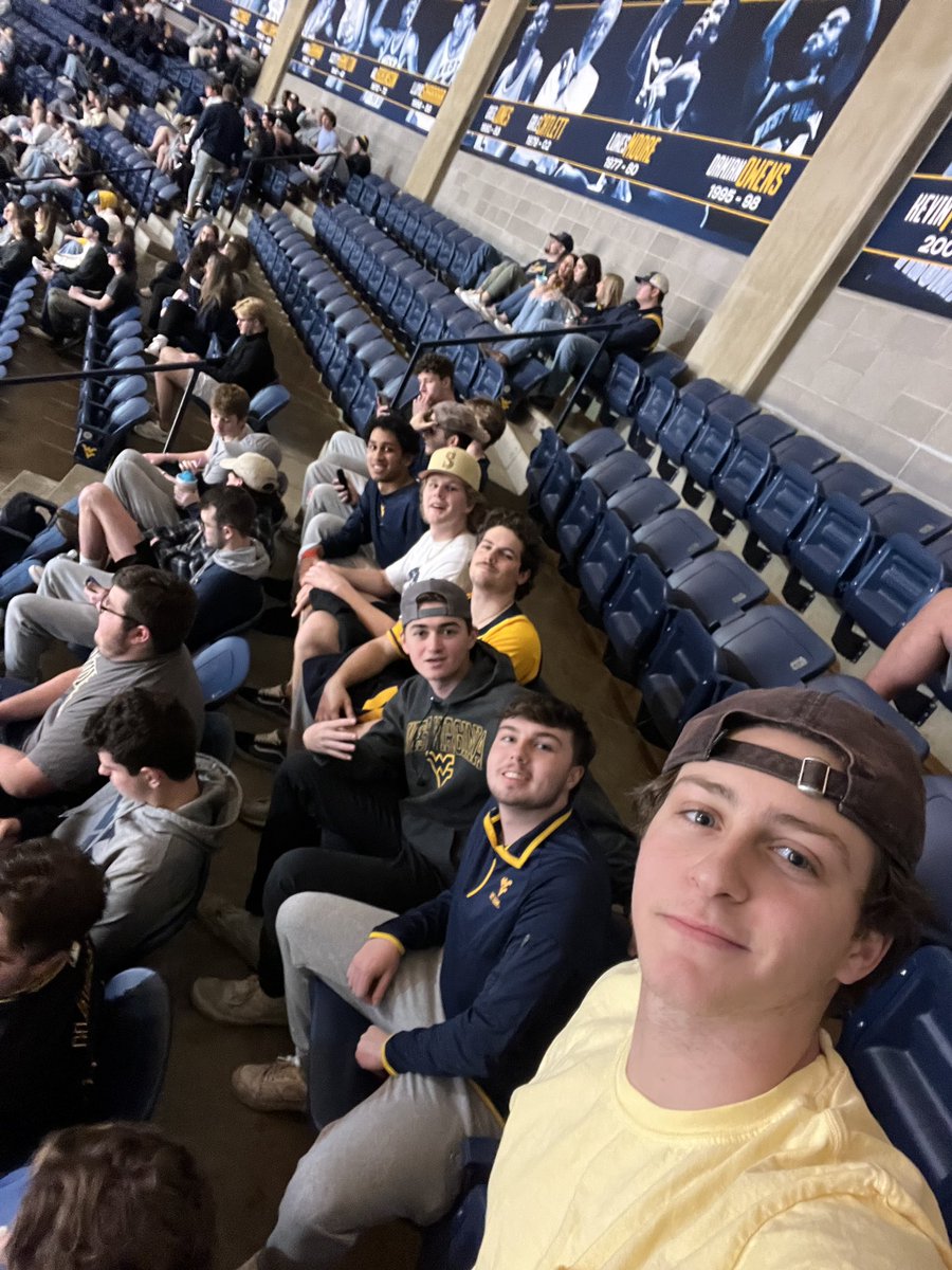 callmerosado's tweet photo. #wvugame Let’s Go Neers #BeatIowaSt https://t.co/X9EfmeUmaI