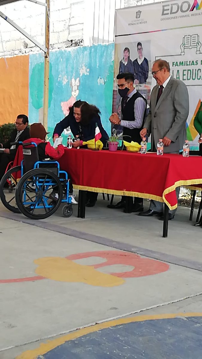 mayrasr1194's tweet photo. El día de hoy NNA fueron beneficiados con el programa #BecasFamiliasFuertes de la Zona Escolar E019 #Otzolotepec #Temoaya #Xonacatlan https://t.co/I5Dy5Wn1aW