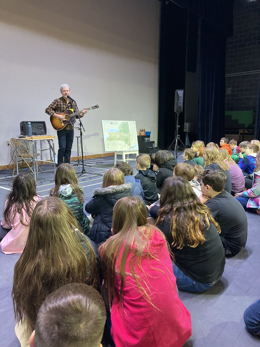 NaplesKatie's tweet photo. @PortByronCSD fourth graders enjoyed learning more about the Erie Canal with musician Dave Ruch! @daveruchK12 #GoPanthers! https://t.co/yiuwEMyC5n