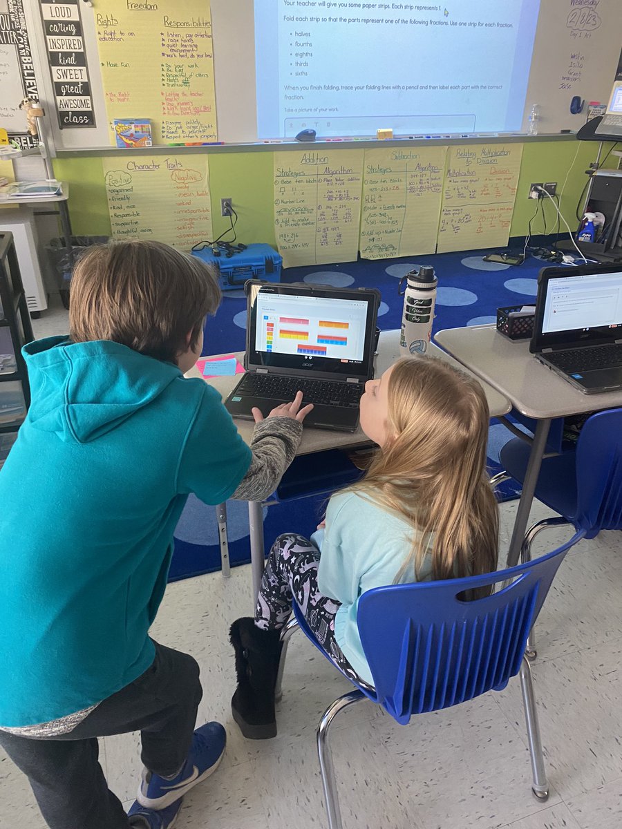 MrsMonn_Teach's tweet photo. Today we got our chrome books today!  They are setup and students are super excited!  They are even showing each other how to use them already!  Great leadership! @coachpongratz @KeithAllshouse https://t.co/qXD5X9dDby