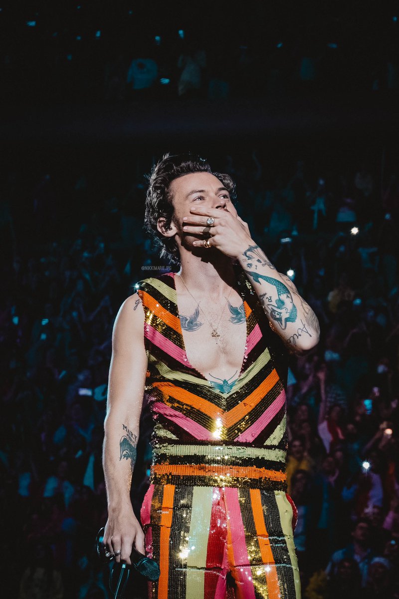 nikkimarieJPG's tweet photo. @TheGarden I mean 🥹 @Harry_Styles 

📸@nikkimarieJPG https://t.co/1pFvAN0iVY