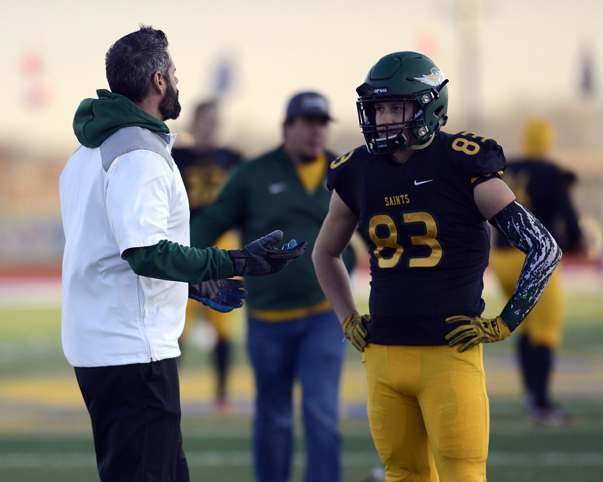 Check out this ideal progression to help teach wide receivers to block on the perimeter.

🔗 <a href="/Coach_Lueck/">Travis Lueck</a> bit.ly/2GO6Wzb