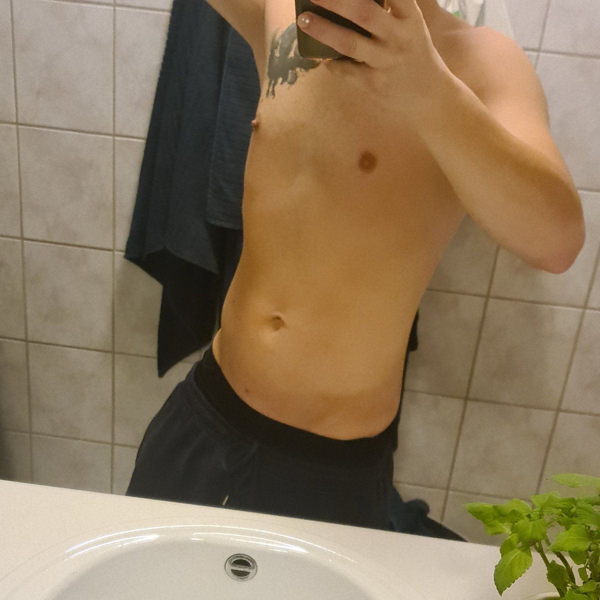 Smallboy90's tweet image. 