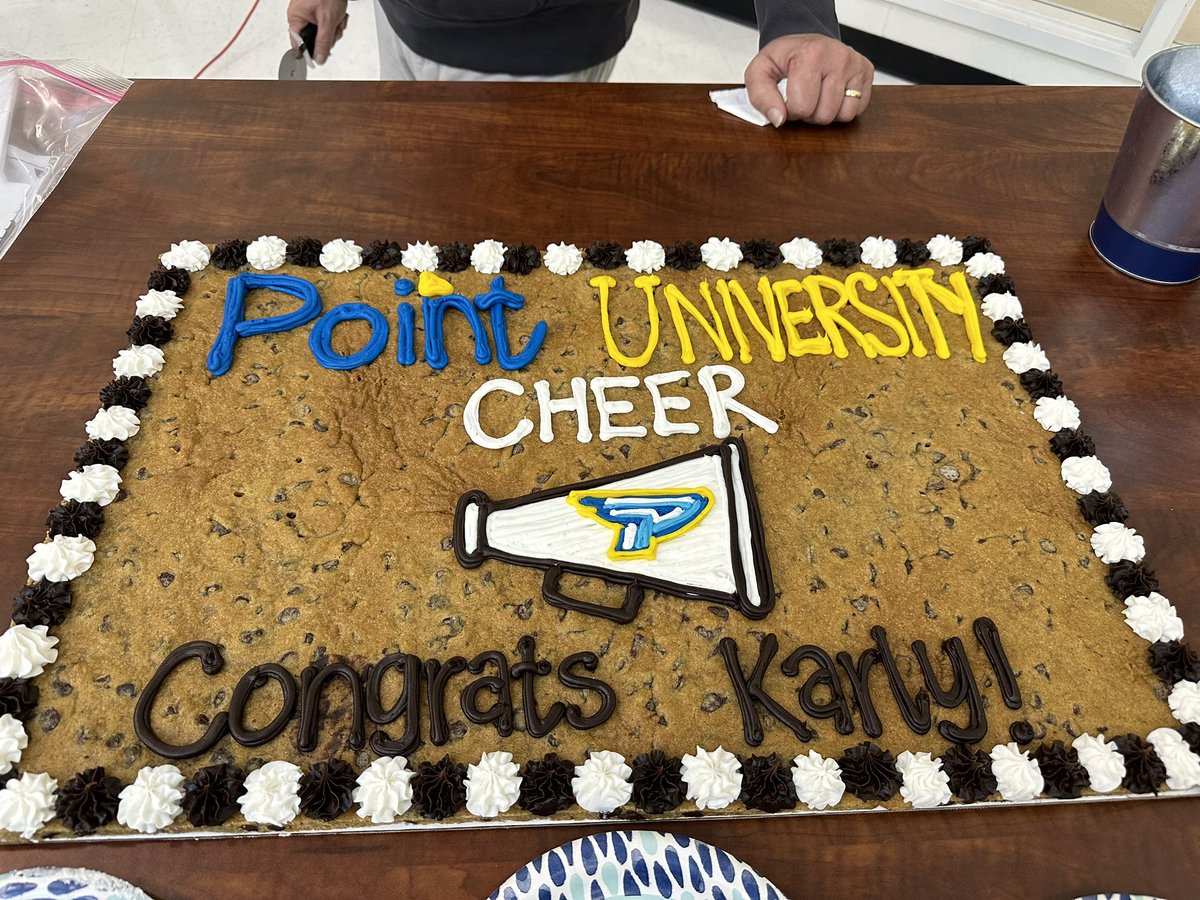 LGHS Competition Cheer tweet media