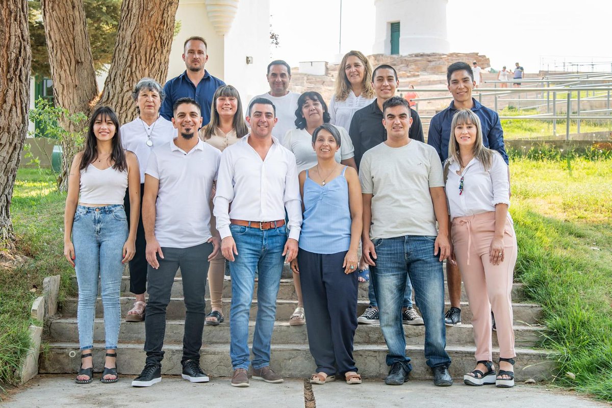 nicolasalbok's tweet photo. Equipazo, Concejo Deliberante 2023.

#PuroChosMalal
#NicoAlbarracinIntendente #RoloGobernador2023 https://t.co/kG0LcQb1YT