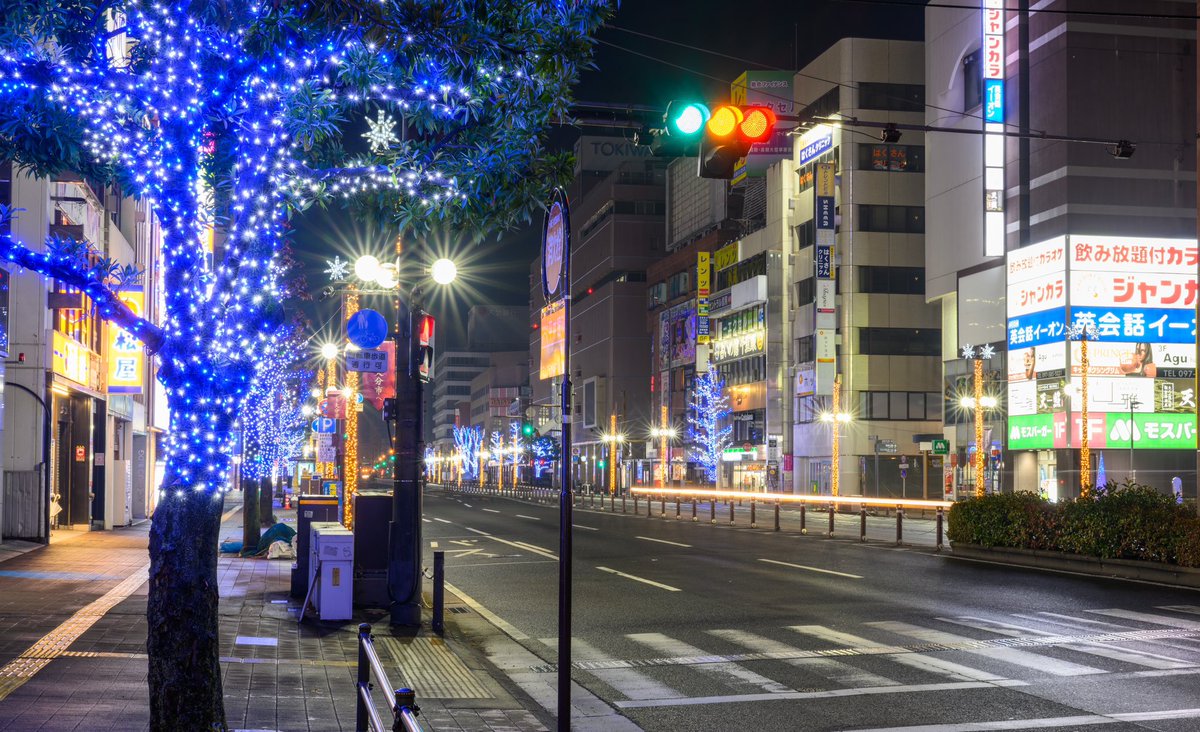 zaiman125's tweet photo. 深夜の大分駅

#大分
#大分駅
#nikon
#nikonz9
#nikkorz2470mmf12
#gitzo https://t.co/2Mv6agYaRJ