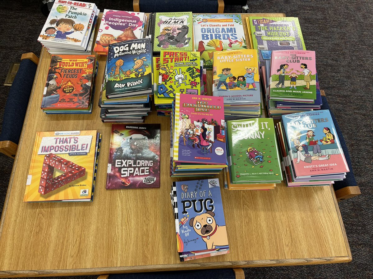 LKELionsLibrary's tweet photo. Thanks to @bvschools amazing warehouse delivery guys, we got some new books in today! I jokingly said they better bring me new book orders before I leave for maternity leave and they delivered! @bvlibraries https://t.co/3GDXjjAjEM