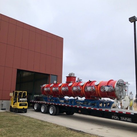 PIP2accelerator's tweet photo. Last month, we finished assembling the first #PIP2 HB650 cryomodule. On Jan. 12, we brought it to the Cryomodule Test Facility at @Fermilab (1st pic) where installation is now in progress at the PIP2IT test stand (2nd pic).
Follow us for more updates on its status! #PIPinstall https://t.co/v6QRuFKskz