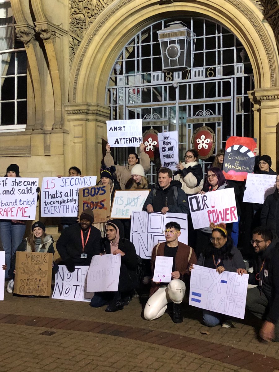 Really amazing 6th annual Light the Night event organised by @demontfortsu and attended by our inspirational DMU students ❤️ #ItsNotOk