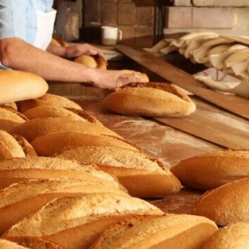 Kahramanmaraş Sucatı Mah. Vadi Fırnız Restoran arkadaşım Seda Gürocak'a ait. Seda, dağıtılan yiyecek yeterli olmadığı için restoranda ekmek yapıp dağıtmak istiyor. Bir kamyon un talebi var. Lütfen duyurur musunuz?
05068694716
05555423709
05382508156