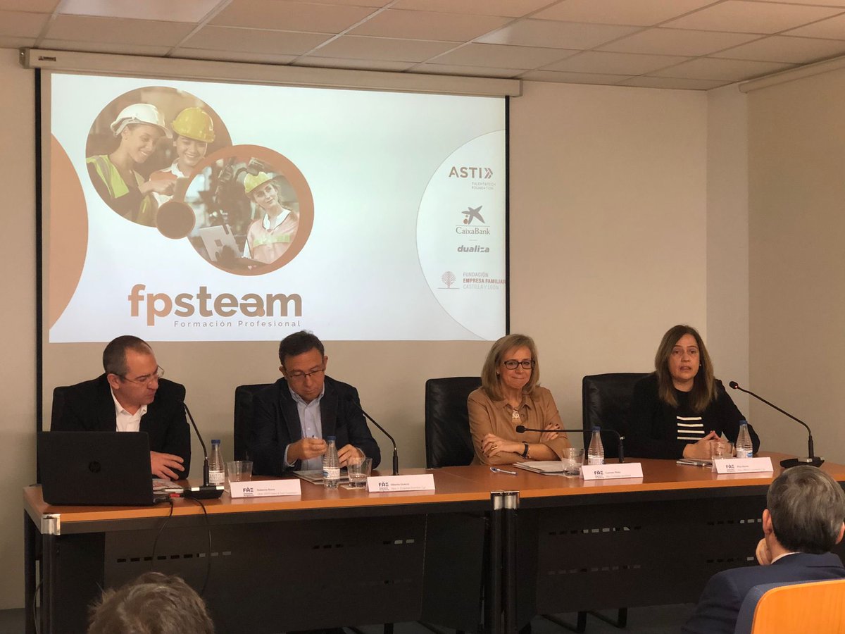 ebarriog's tweet photo. Orgullosos de apoyar con @CABK_Dualiza  y de la mano de  
@FundacionEFCL, @FAEBurgos y #ASPASIA una jornada para empresas dónde se hemos dado a conocer todas las novedades para la captación de talento #STEAM en torno a la #FP https://t.co/j1SPx13se1