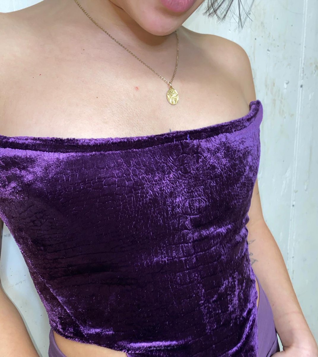 MASXORO's tweet photo. can you help rt donkeys wife corset so she can see it and wear it for valentine's day 🥹 https://t.co/7CLnAbwIk8