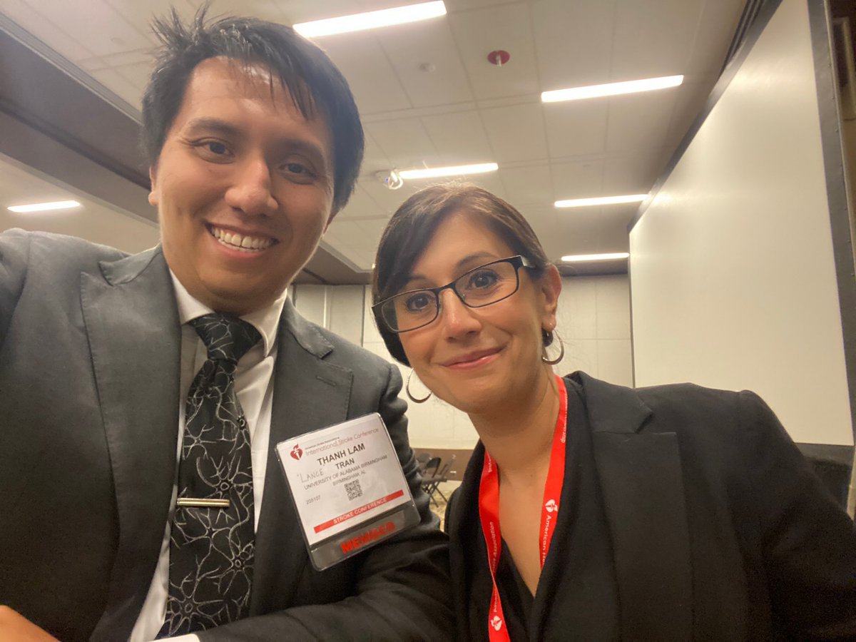 Met one of my twitter heroes I just had to take a selfie with @teachplaygrub. Her tweetorials are outstanding. Ever since my first ones I’ve had anxiety about not having novel neurotweetorials but she advised me to just put my own spin on it!! 🤩 #ISC23 #foamed #neurotwitter