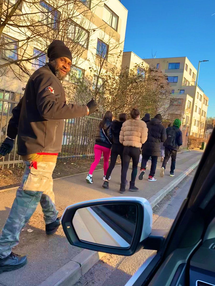 MrProspect1's tweet photo. Today I stood in SOLIDARITY with #Steppers from around the Country to ensure that a Racial Injustice was dealt with RAPIDLY &amp; APPROPRIATELY🐾 #ActionOverTalk

Little sis knows she is Loved. She knows she is GOOD. &amp; Little sis knows has a Community
#SteppersOnly @RaspectR 🫡 https://t.co/6Dn5JCRDEA