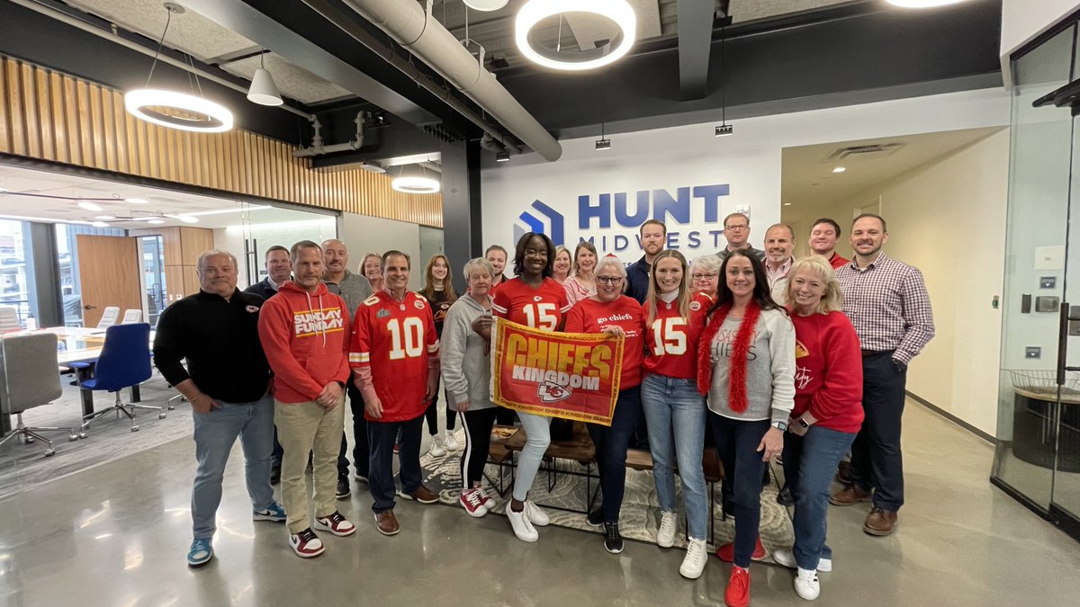 HuntMidwest's tweet photo. Celebrating another Super Bowl for our beloved @Chiefs with all the essentials:
✔️ all red everything
✔️ snacks galore
✔️ cornhole tournament
✔️ nervous glances and hushed predictions
We can't wait for Sunday and another shot at the title! 🏈 💪 🎉 #GameFaceKC #ChiefsKingdom https://t.co/wkBogZWdLa