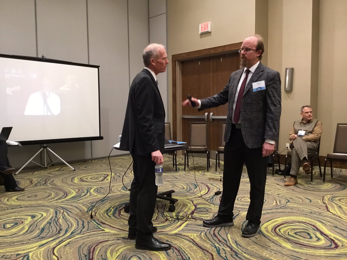 Heck yes … Keith Paultler, Central Middle School Principal rocking our mindsets about leadership and empowerment at #OMLEA
#EPSLeads
@EdmondSchools
#oklaed