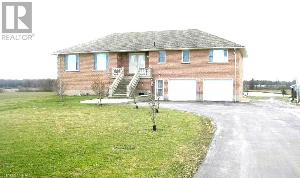 Do you know someone looking for a great #property in #Fenwick?   #realestate tour.royallepage.ca/home/TNNFNS