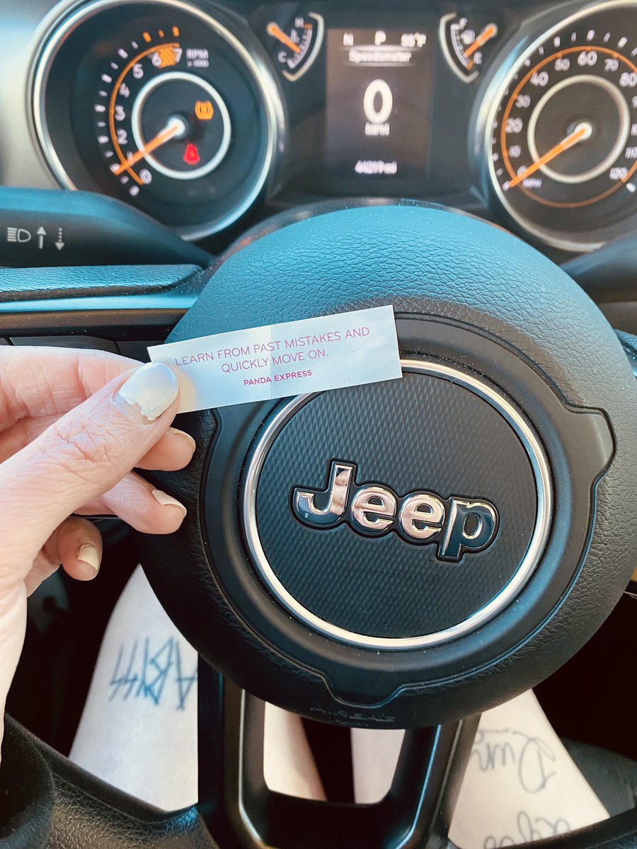 abandonedhaunts's tweet photo. Learn from past mistakes and quickly move on 🥠 #fortune #fortunecookie #learn #past #jeep #jeepwrangler #itsajeepthing #pandaexpress https://t.co/f5jHJyh8uD