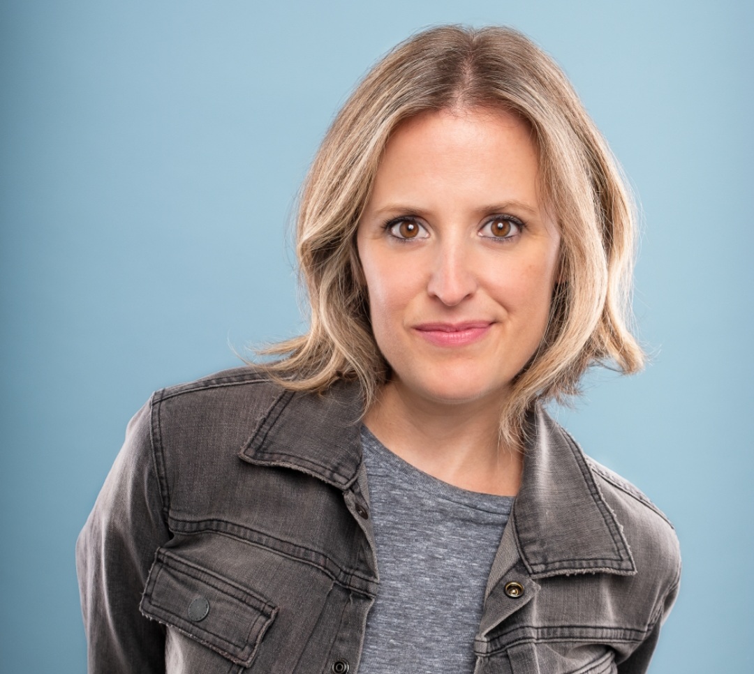 Check out this interview with the delightful Sarah Tollemache, writer/director and lead of our 2022 Best Medicine Award for Comedy, and Take 2 Indie Review: take2indiereview.net/2023/01/sarah-…