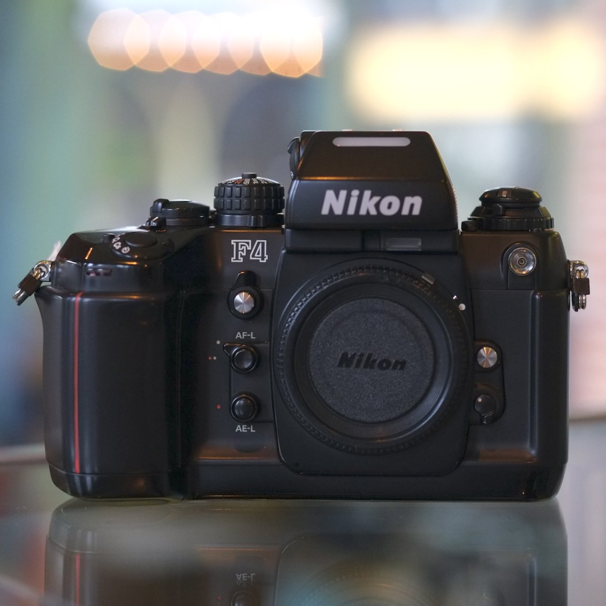 CameraTraders's tweet photo. Just in: Everyone's always talking about the F5, but the F4 is a cooler looking camera with better lens compatibility and also it's the size of a camera and not a dinner plate. #f4ever. $249. https://t.co/E0dS7Jkboh