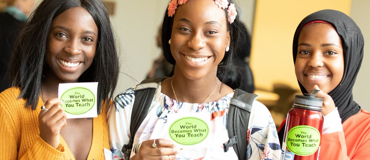 ZoeWeil's tweet image. This gives me hope: Inspiring, dedicated educators helping kids follow their passions, make a difference &amp;amp; become #solutionaries. Thank u @JuliaFliss @aaronmaureredu @mareewhiteley @MitchBickman @mikejohnston @raya_bid @JulieHStern @mcnuttGISA @Kbahri5