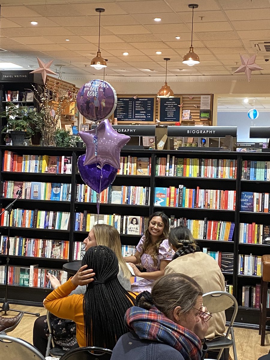 alicehodges_19's tweet photo. Lovely night at @huanika’s book launch for This is How You Fall in Love💜 #booklaunch #waterstones #thisishowyoufallinlove https://t.co/WbRZmA2Etg
