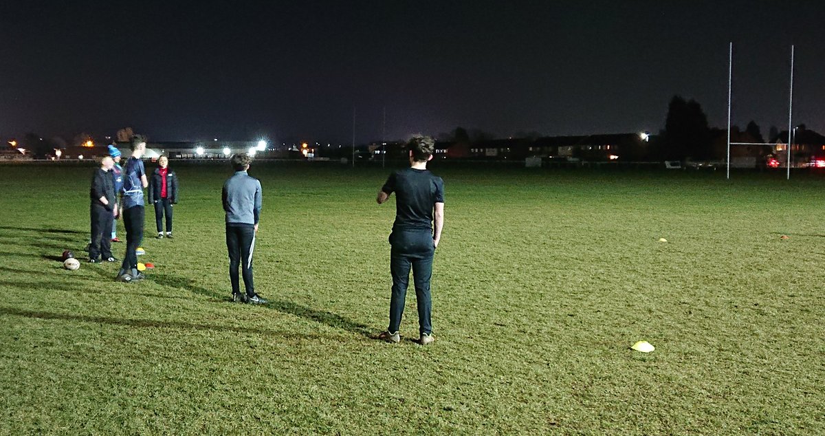 TheDMLab's tweet photo. Great evening with @Greyhoundladies' Bethan, Tic Tac &amp; Hayley kickstarting the @GreyhoundRFC junior section with a little session with some keen U14s. Fun session with some good lads. Now to grow the numbers! 🏉

Thanks ladies, appreciate the time &amp; effort to put it on! https://t.co/ASut4jhSj8