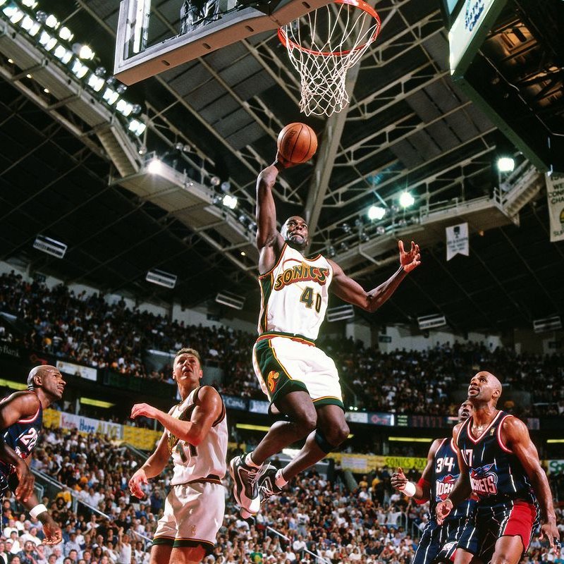 SeattleSonics's tweet photo. When you had a ticket to the Key to see this, you were having a very good day https://t.co/xHhlEQGAJX
