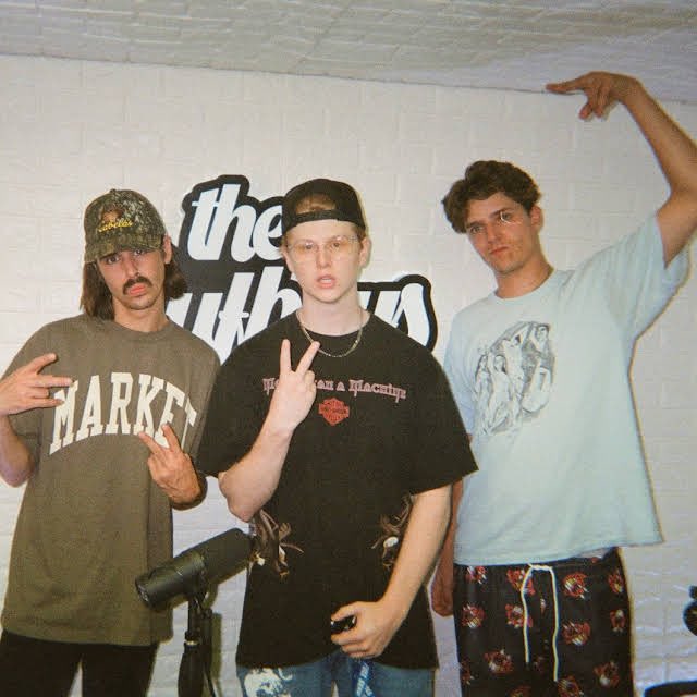 doomstan1 tweet media